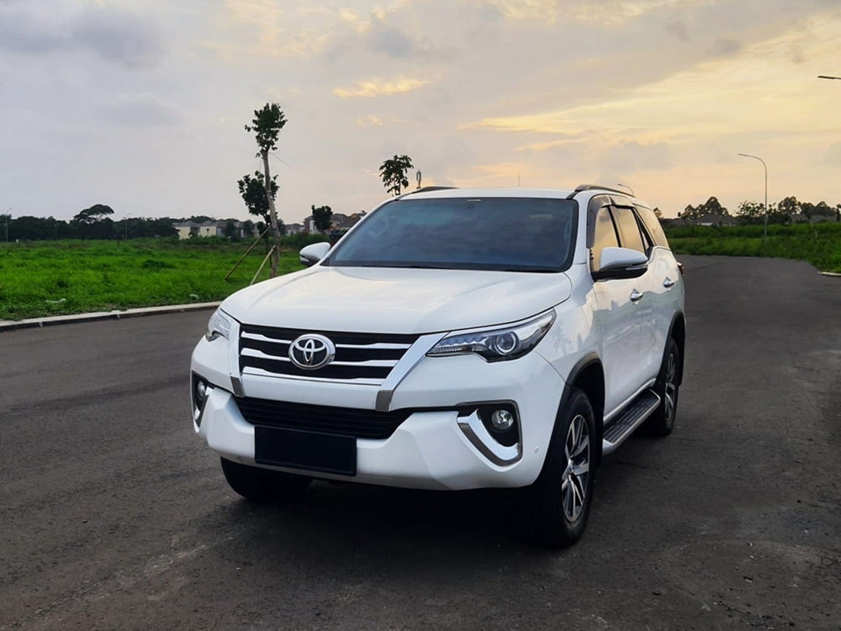 Toyota windshield repair replacement