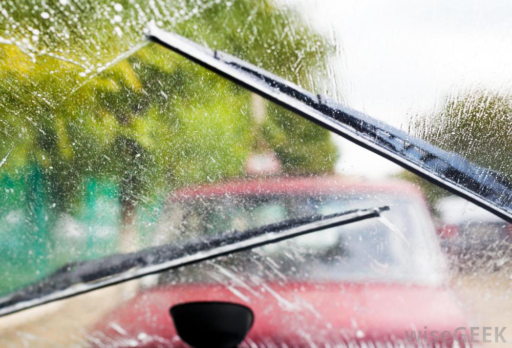 Windshield cleaner